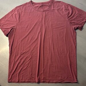 Men's Lululemon Burgundy T-Shirt